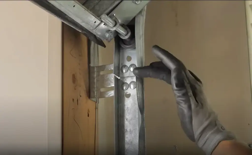 garage door roller replacement 