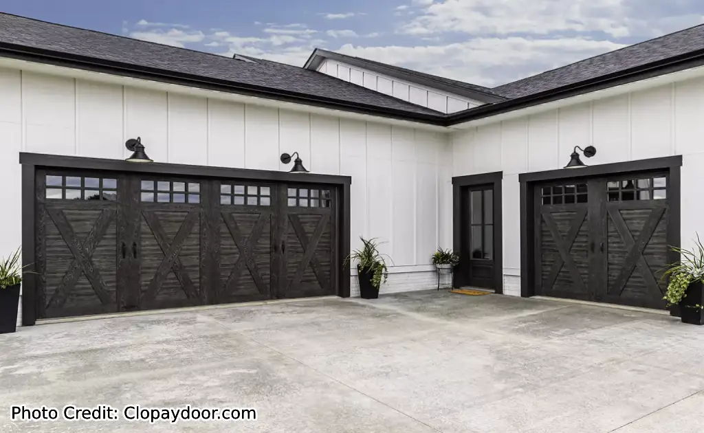 Clopay Residencial Garage Door Type 4